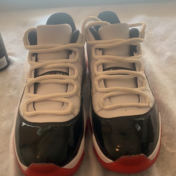 Jordan 11s - Picture 3 of 5